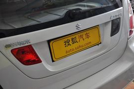 2011款昌河铃木利亚纳a+
