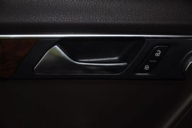 2012款大众全新迈腾旅行轿车