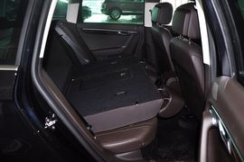 2012款大众全新迈腾旅行轿车