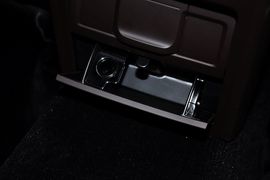 2012款大众全新迈腾旅行轿车