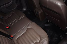 2012款大众全新迈腾旅行轿车
