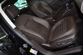 2012款大众全新迈腾旅行轿车