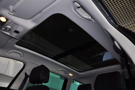 2012款大众全新迈腾旅行轿车