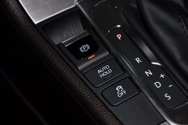 2012款大众全新迈腾旅行轿车