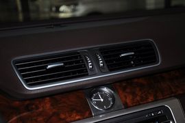 2012款大众全新迈腾旅行轿车