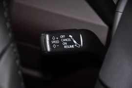 2012款大众全新迈腾旅行轿车