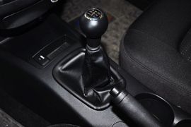 2012款东风悦达起亚赛拉图