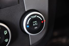 2012款东风悦达起亚赛拉图