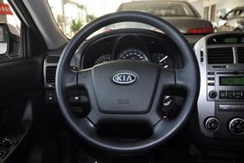 2012款东风悦达起亚赛拉图