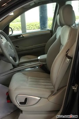 奔驰ML350内饰实拍