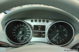 奔驰ML350内饰实拍