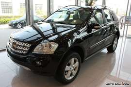 奔驰ML350外观实拍