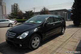 奔驰R350外观实拍