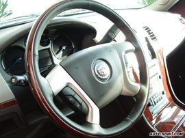 2008款凯迪拉克凯雷德实拍