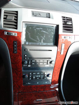 2008款凯迪拉克凯雷德实拍