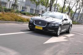 捷豹XJL旗舰商务版试驾