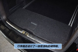 2012款大众全新迈腾旅行轿车