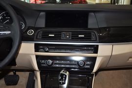 2012款华晨宝马530Li豪华型
