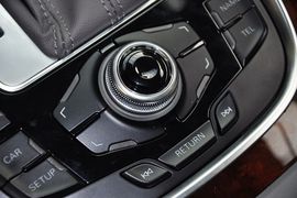 2012款一汽奥迪Q5