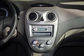 2011款江淮和悦RS