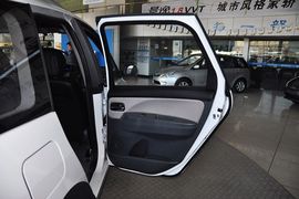 2011款风行景逸LV