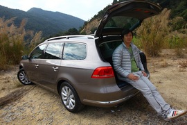 2012款大众迈腾旅行版试驾