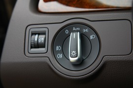 2012款大众迈腾旅行版试驾