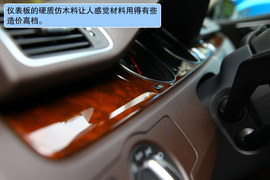 2012款大众迈腾旅行版试驾