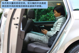 2012款大众迈腾旅行版试驾
