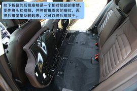 2012款大众迈腾旅行版试驾