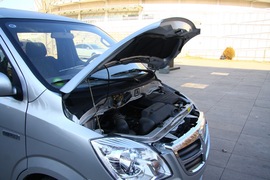 2011款福田蒙派克2.4L-M240财富快车舒适版实拍