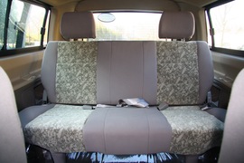 2011款福田蒙派克2.4L-M240财富快车舒适版实拍