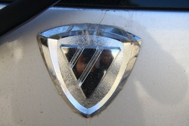 2011款福田蒙派克2.4L-M240财富快车舒适版实拍
