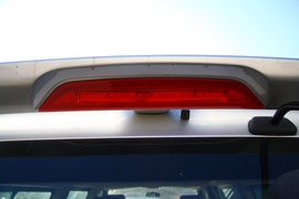 2011款福田蒙派克2.4L-M240财富快车舒适版实拍
