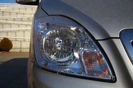 2011款福田蒙派克2.4L-M240财富快车舒适版实拍