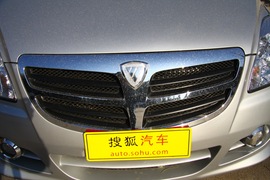 2011款福田蒙派克2.4L-M240财富快车舒适版实拍