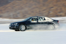 2011款大众辉腾冰雪试驾实拍