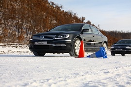 2011款大众辉腾冰雪试驾实拍