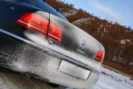 2011款大众辉腾冰雪试驾实拍