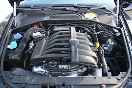 2011款大众辉腾冰雪试驾实拍