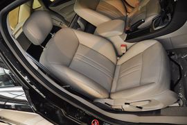 2011款福特蒙迪欧致胜GTDi200豪华型