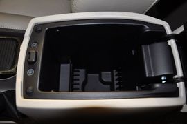 2011款福特蒙迪欧致胜GTDi200豪华型