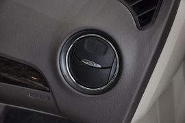 2011款福特蒙迪欧致胜GTDi200豪华型