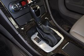 2011款福特蒙迪欧致胜GTDi200豪华型