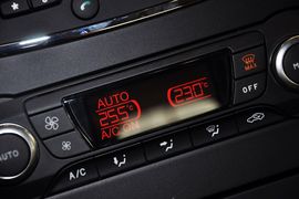 2011款福特蒙迪欧致胜GTDi200豪华型