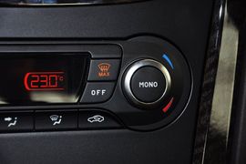 2011款福特蒙迪欧致胜GTDi200豪华型