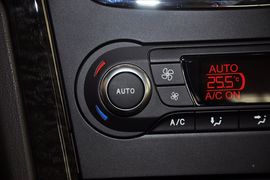 2011款福特蒙迪欧致胜GTDi200豪华型