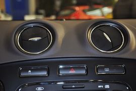 2011款福特蒙迪欧致胜GTDi200豪华型