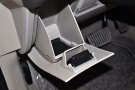 2011款福特蒙迪欧致胜GTDi200豪华型