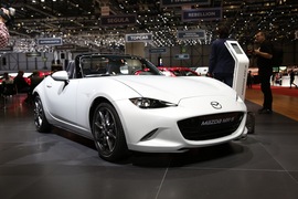 马自达MX-5